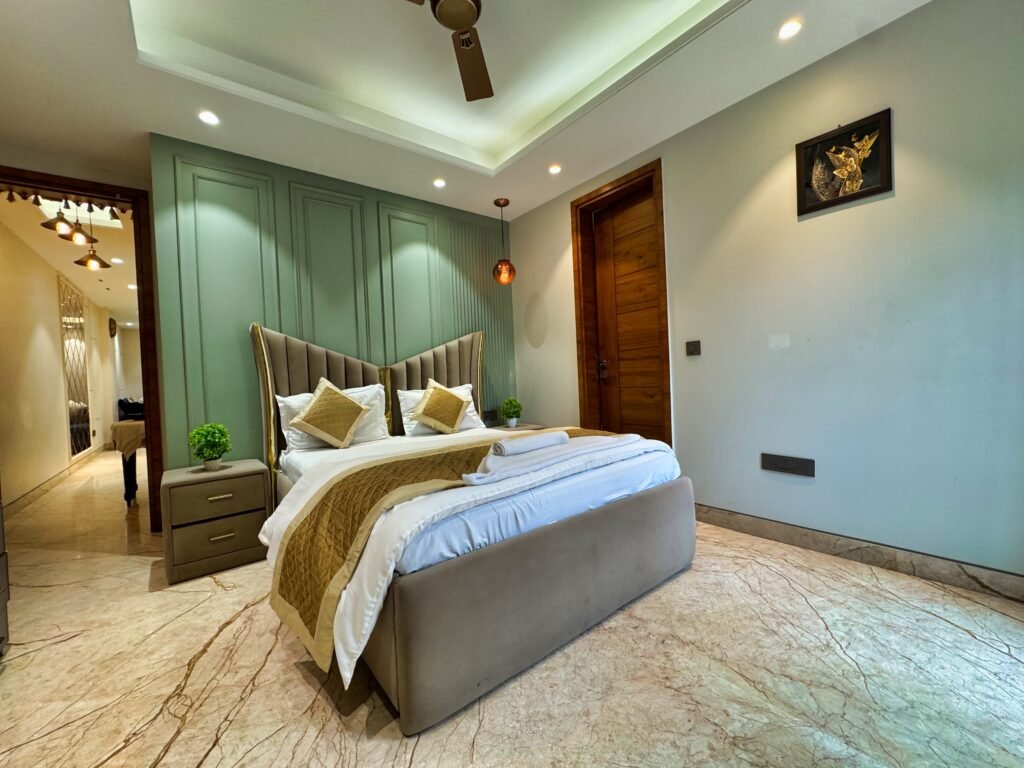 premium service apartments in gk