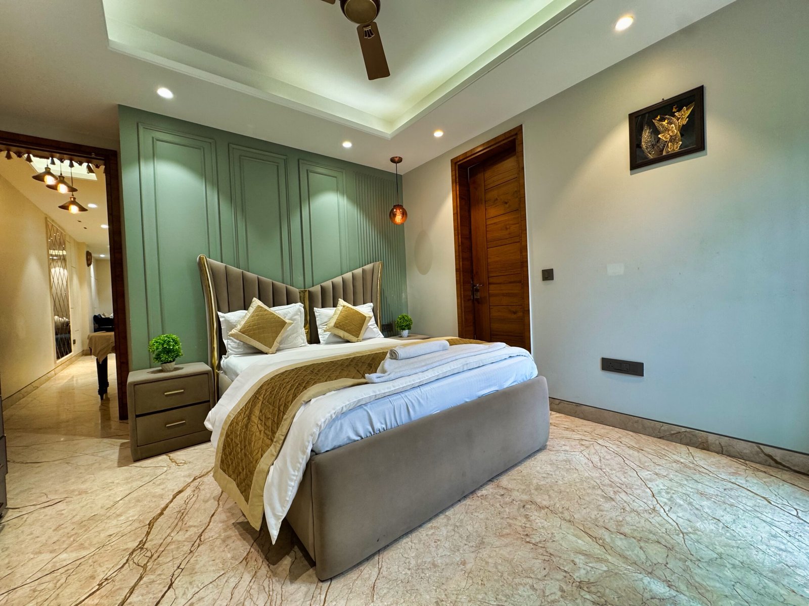 service apartments in delhi